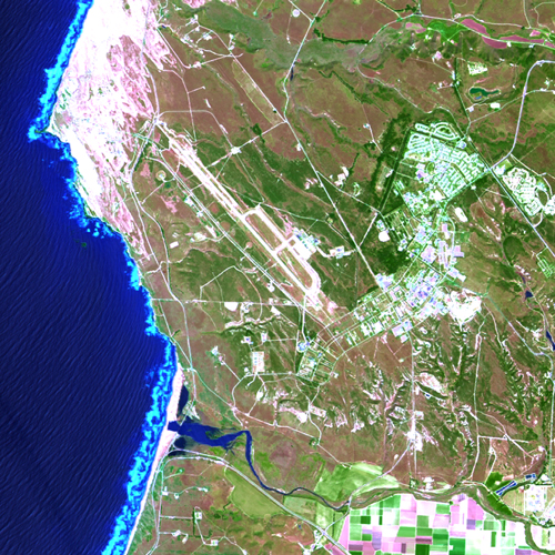 Landsat 8 拍摄的范登堡空军基地图像